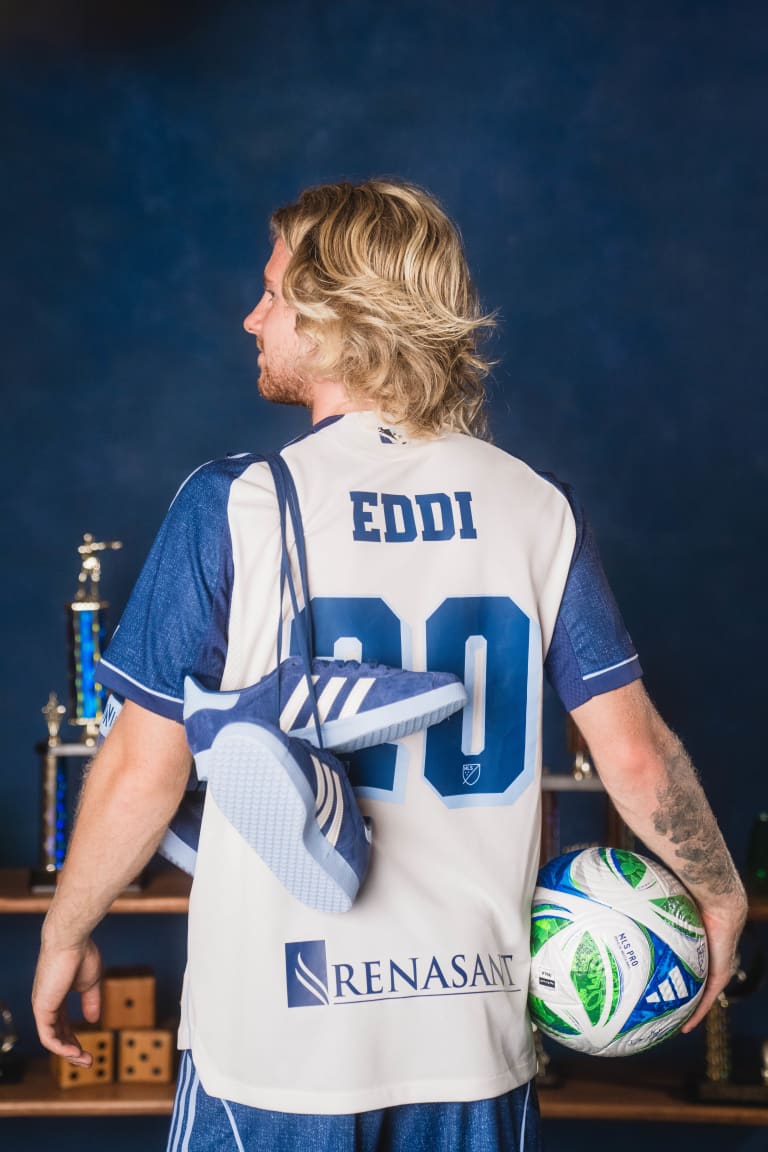 2025 Nostalgia Select Blue 1