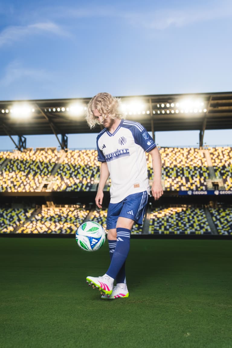 Nostalgia Stadium Select 1