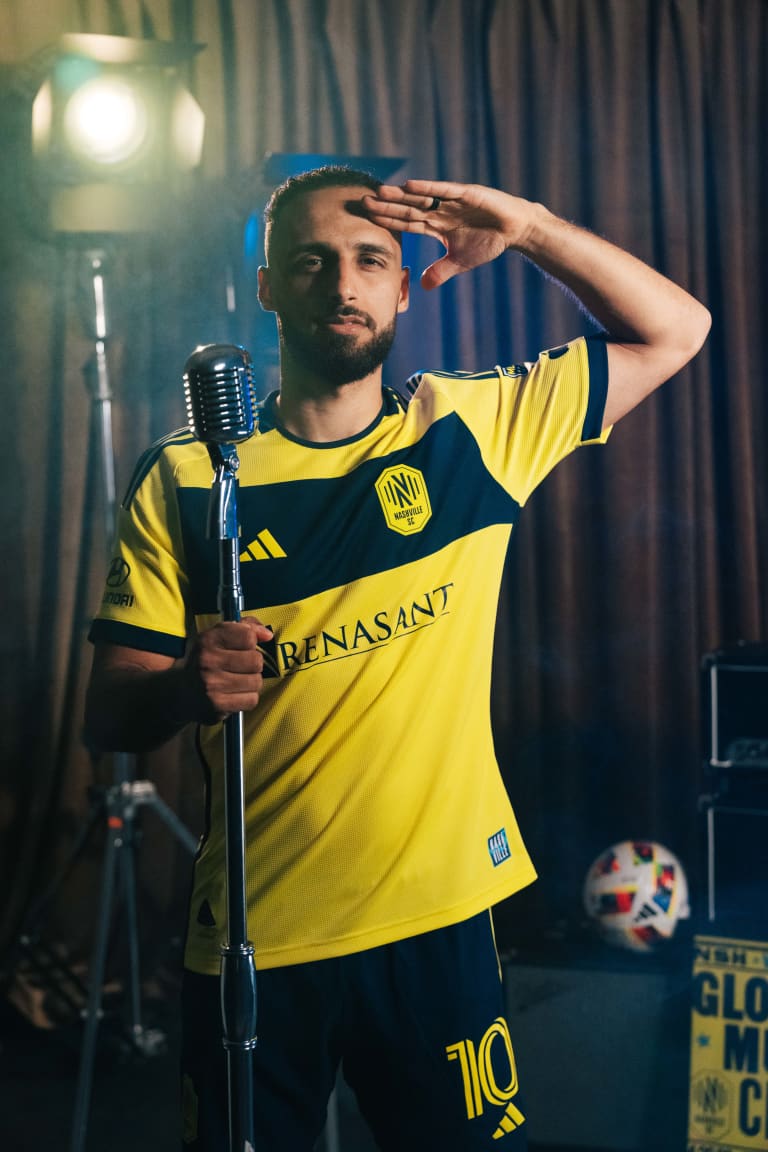 MUKHTAR_HANY_CRTV1_086